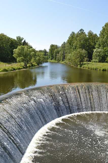 undefinedЛокализация</strong> контента – не просто перевод. Это процесс адаптации сообщений, графики и даже оттенков эмоций, подразумеваемых в тексте. Убедитесь, что ваши материалы звучат естественно и учитывают особенности языка, культуры и социальных норм. На этом этапе стоит также учесть местные праздники и события, которые можно использовать для повышения интереса к продукту.»></p>
<p>Важен выбор каналов продвижения. Facebook и Instagram могут быть популярны в одной стране, но в другой лидируют совершенно иные платформы, такие как WeChat или VK. Изучите, какие ресурсы наиболее распространены среди вашей целевой аудитории и активируйте их. Это даст вам возможность максимально эффективно донести свои предложения до клиентов.</p>
<p><img decoding=